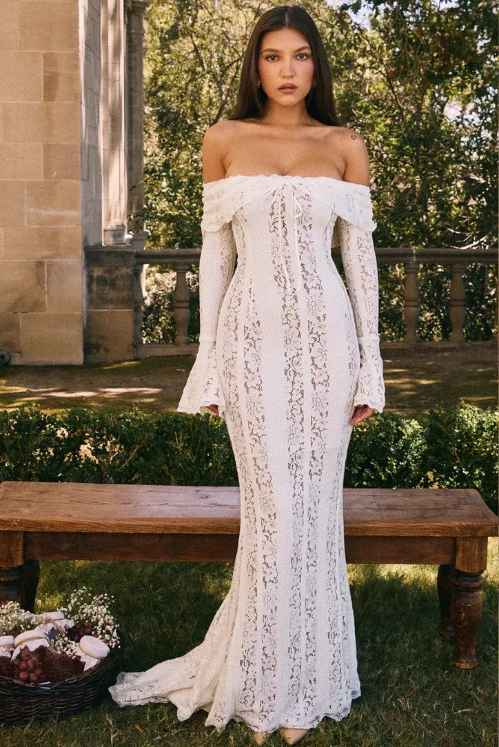 Annabelle Lace Maxi